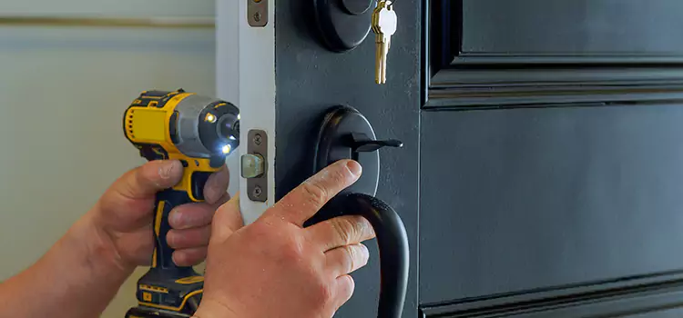 Commercial Door Lock Installation St. Matthews